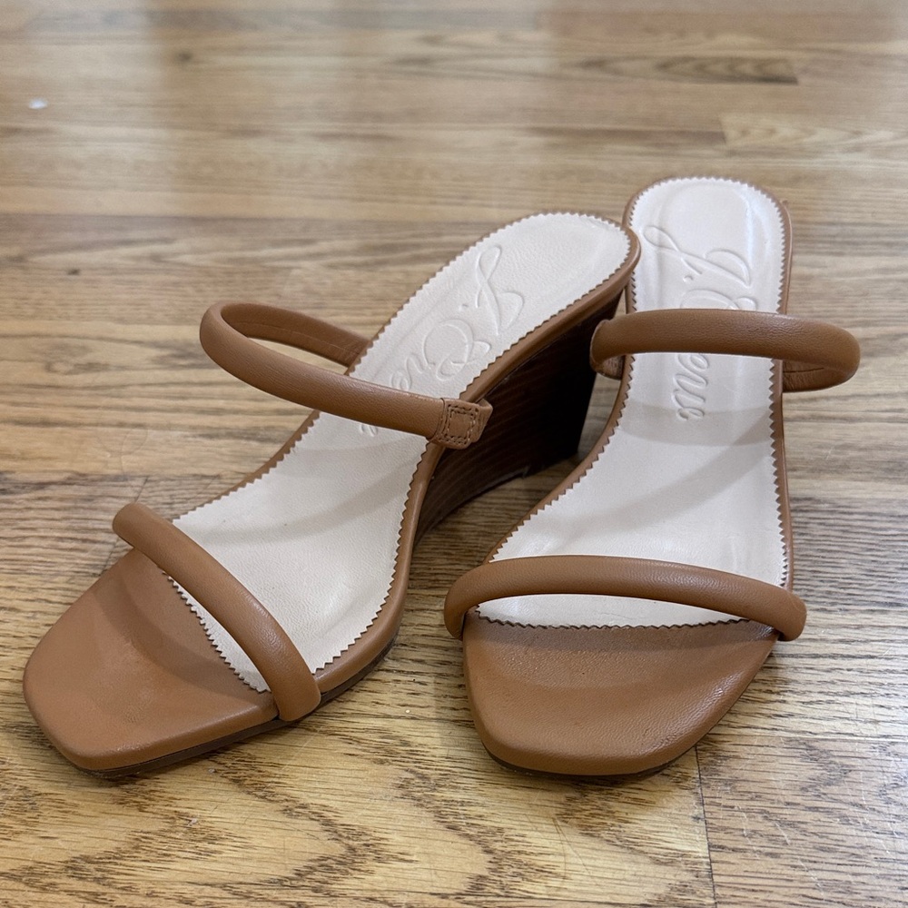 J Crew Brown Tan Strap Wedge Sandals Size 6.5